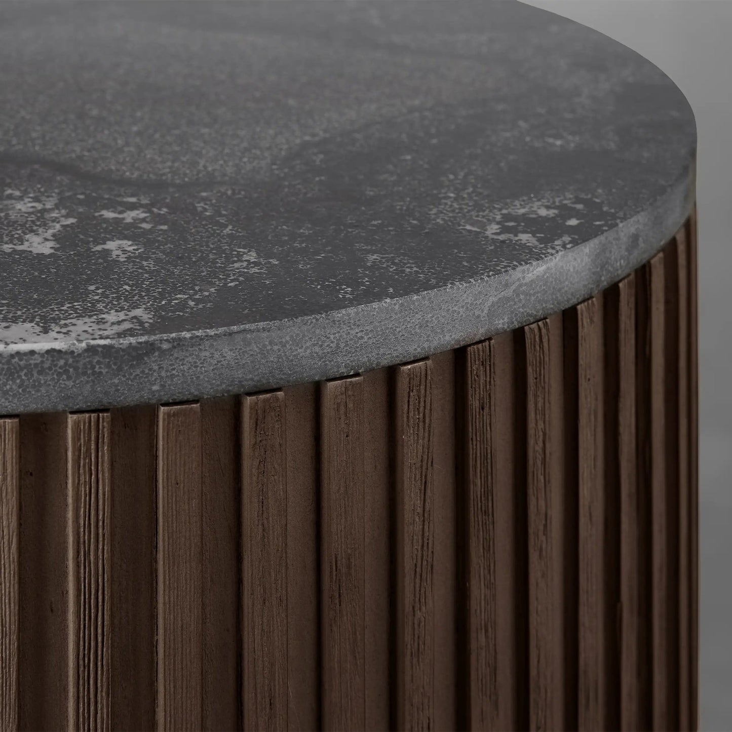 Arden End Table in Oak