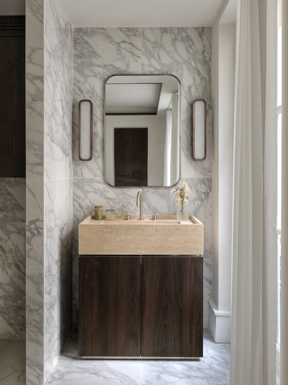 Hublot alabaster wall sconce