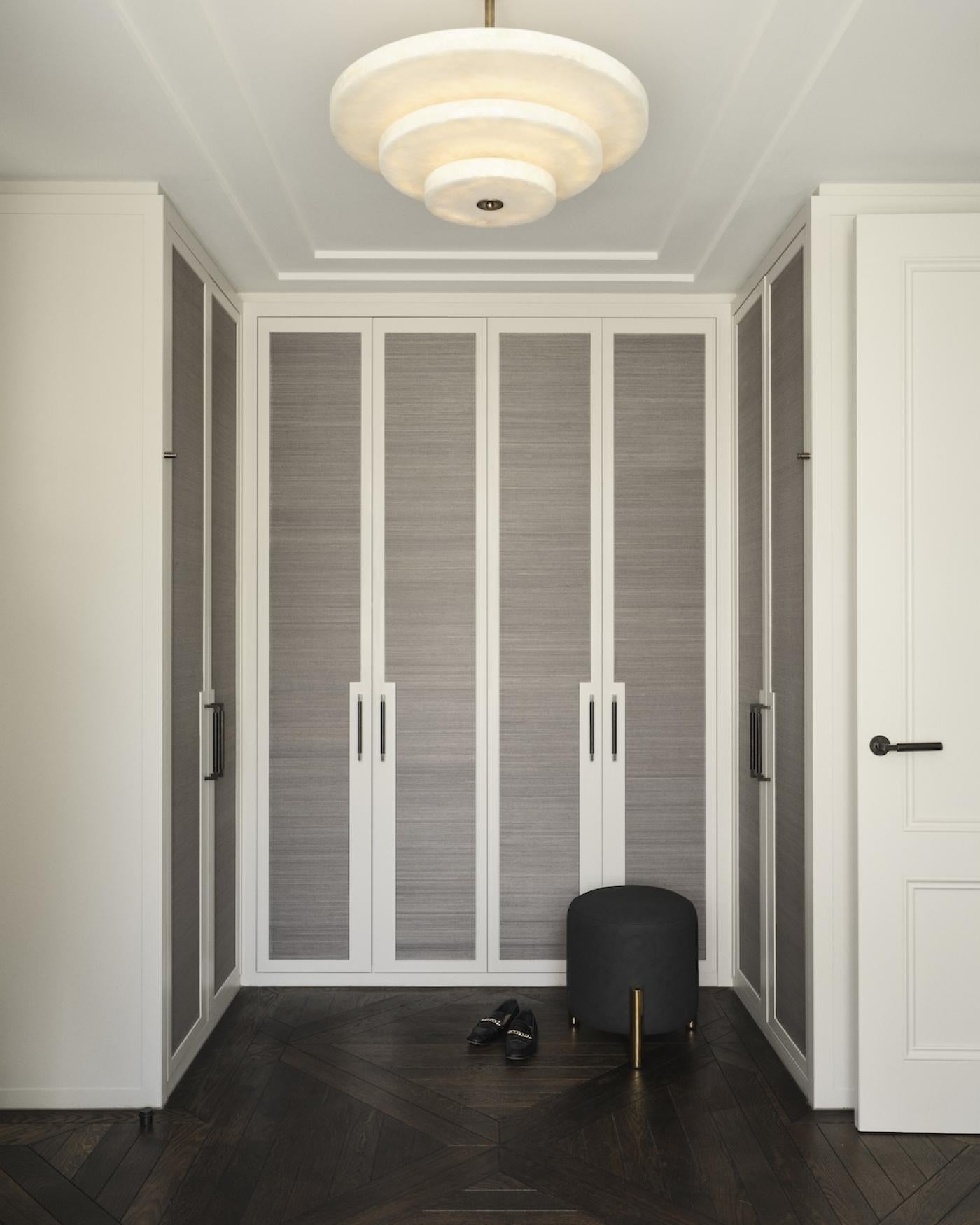 White onyx pendant light