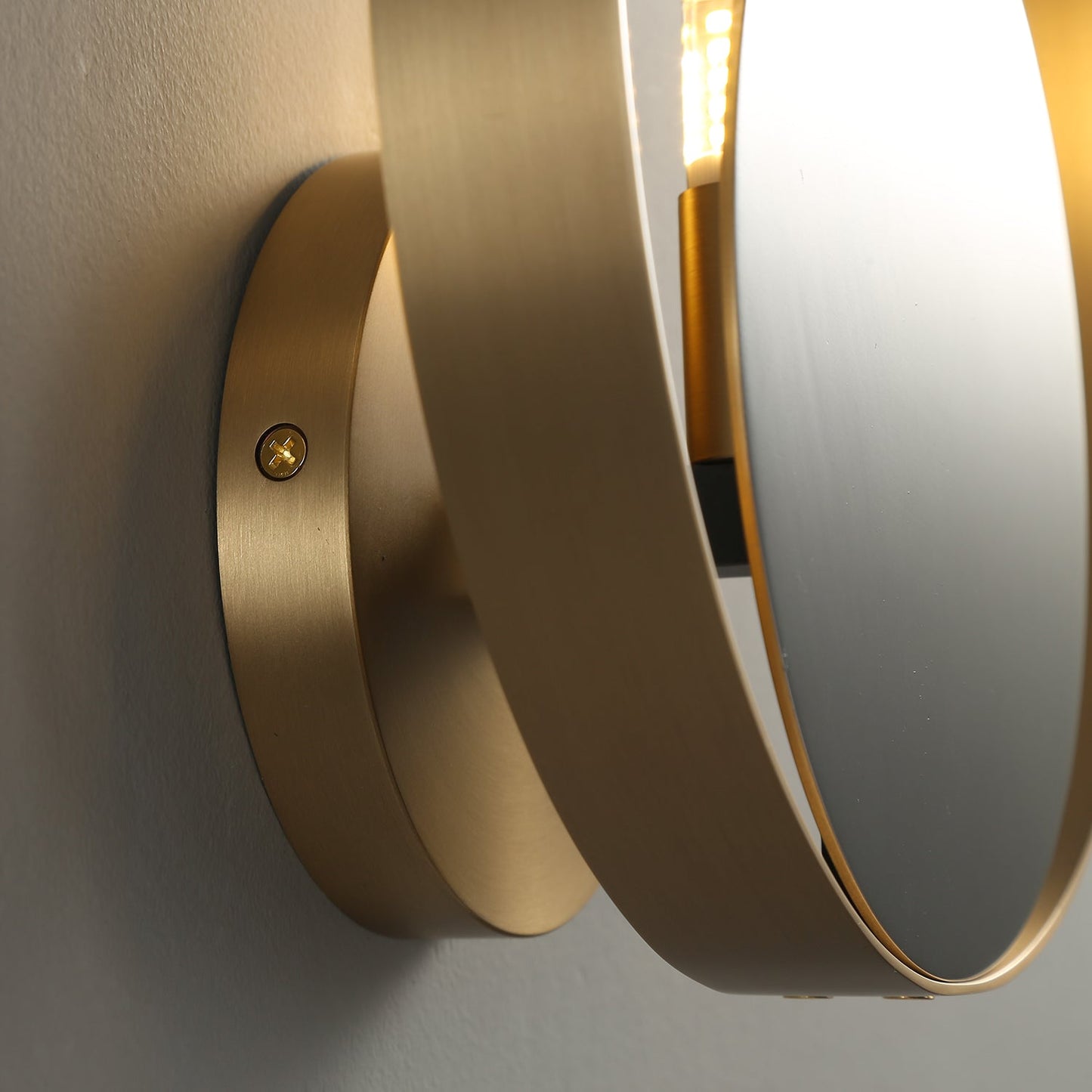 Circle Wall Light