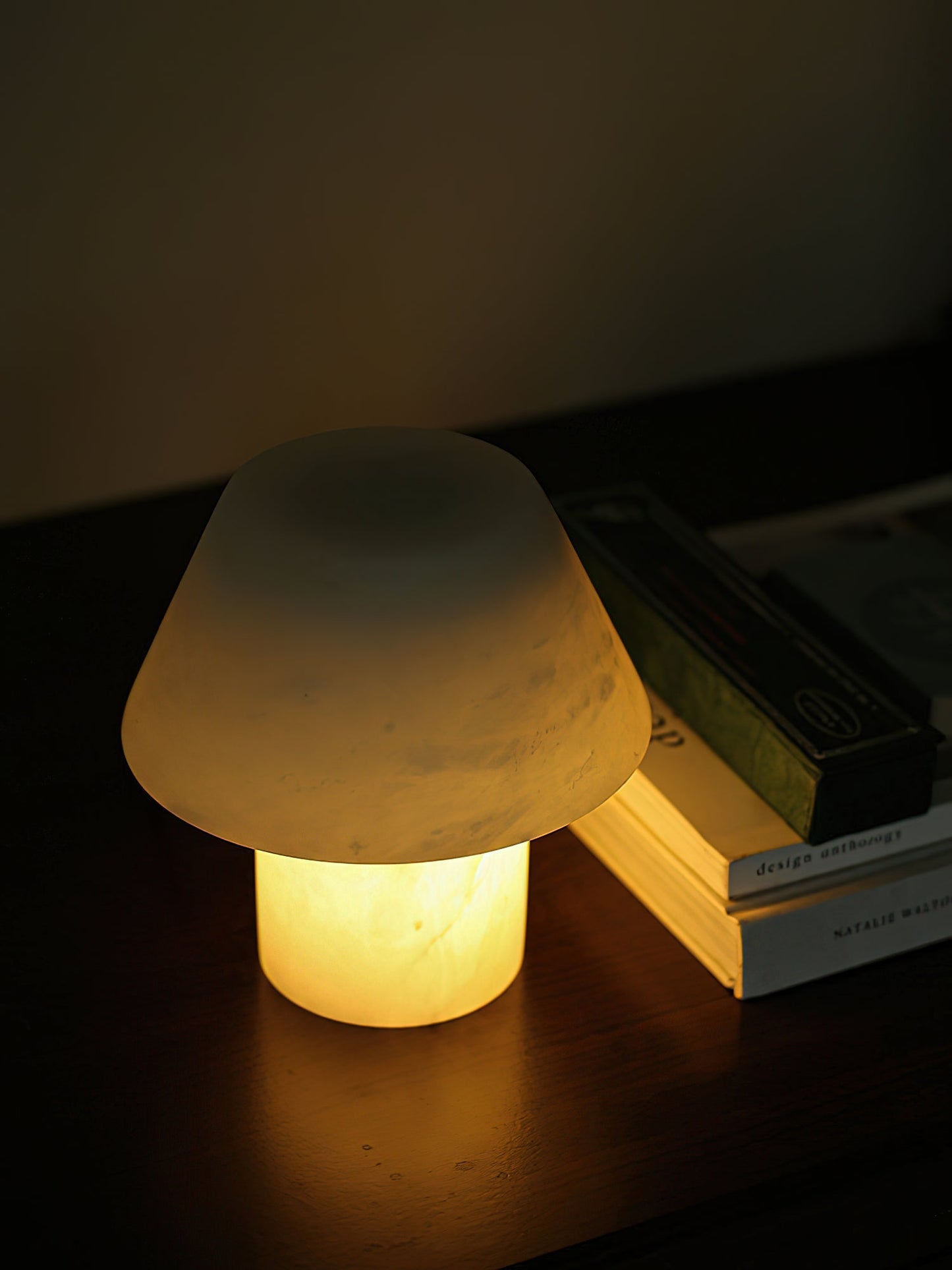 Parachilna Petra Table Lamp