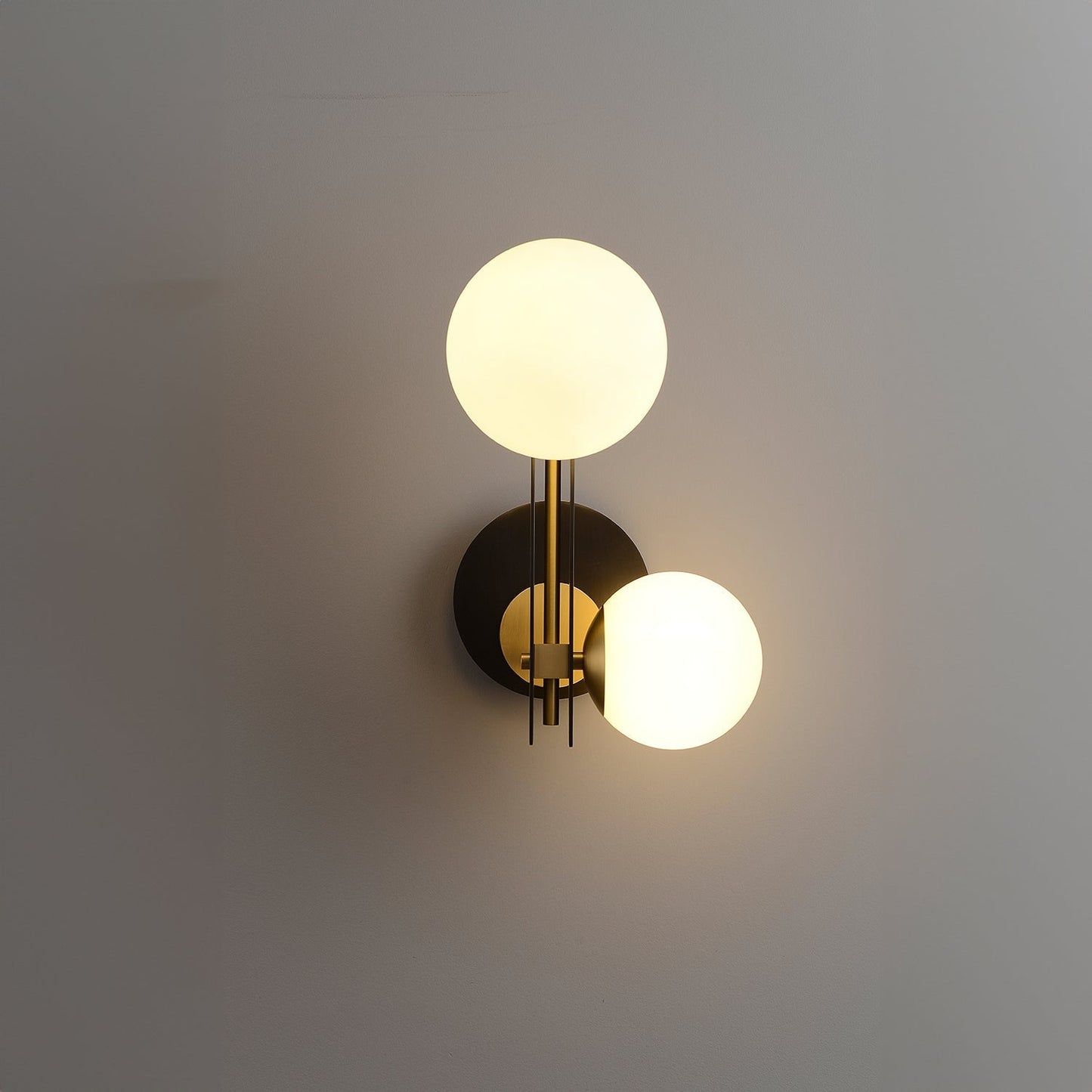 Planeta Wall Lamp