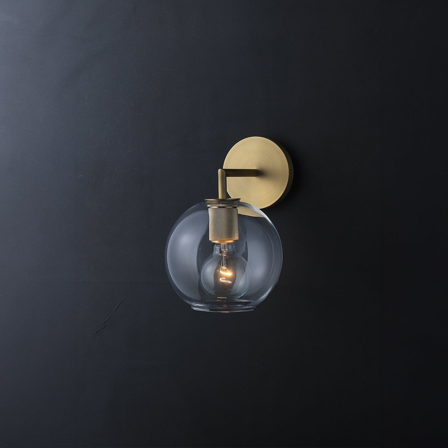 Utilitaire Funnel Shade Sconce