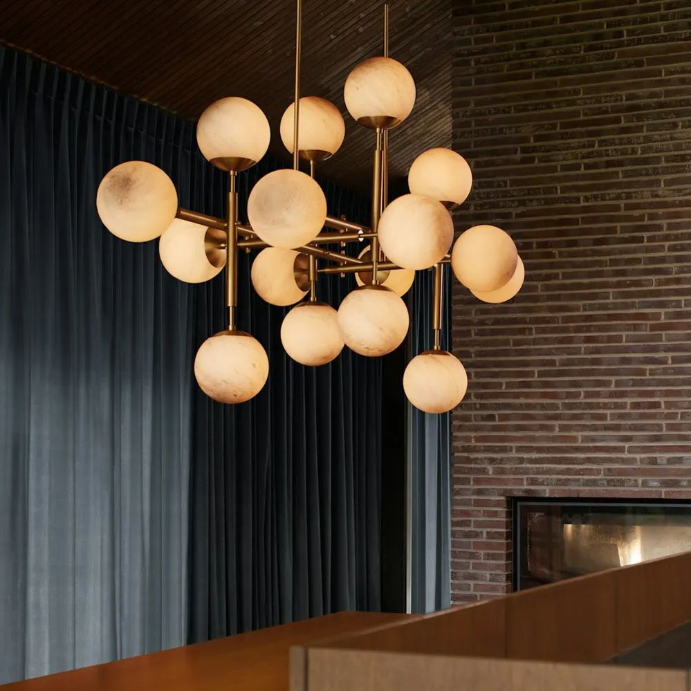 Riegel Chandelier