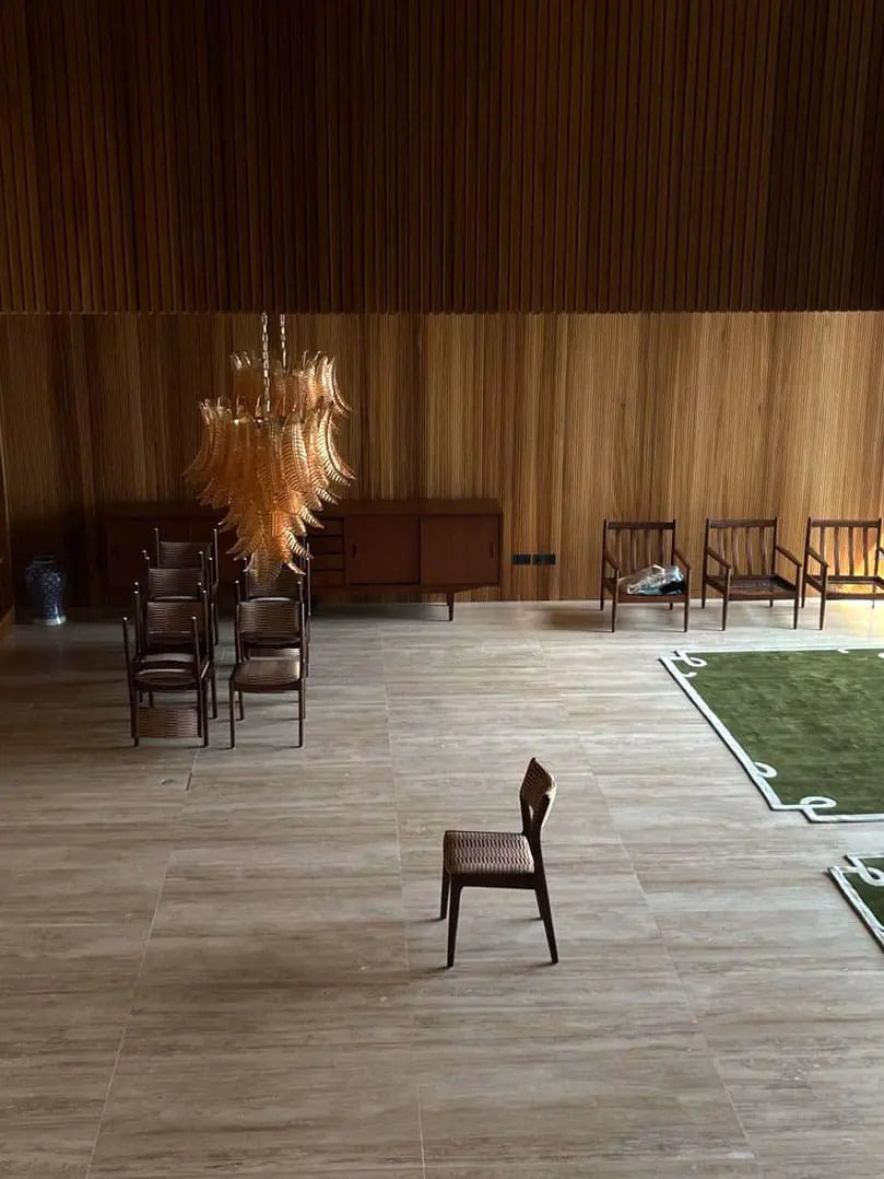 Murano Chandelier – 52 glass leaves – Amber