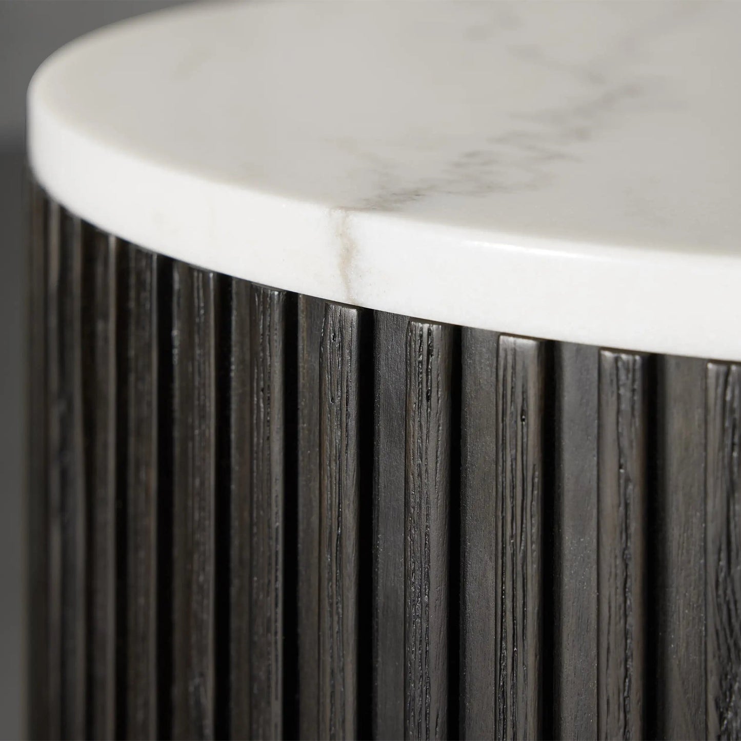 Arden End Table in Oak