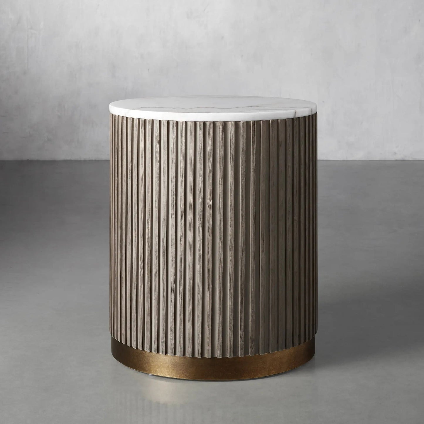 Arden End Table in Oak