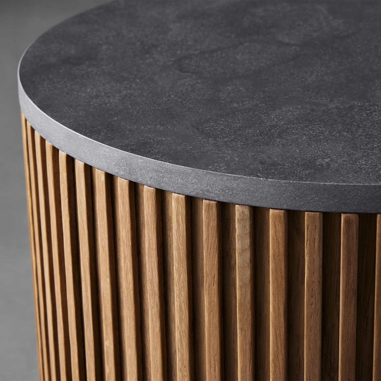 Arden End Table in Oak