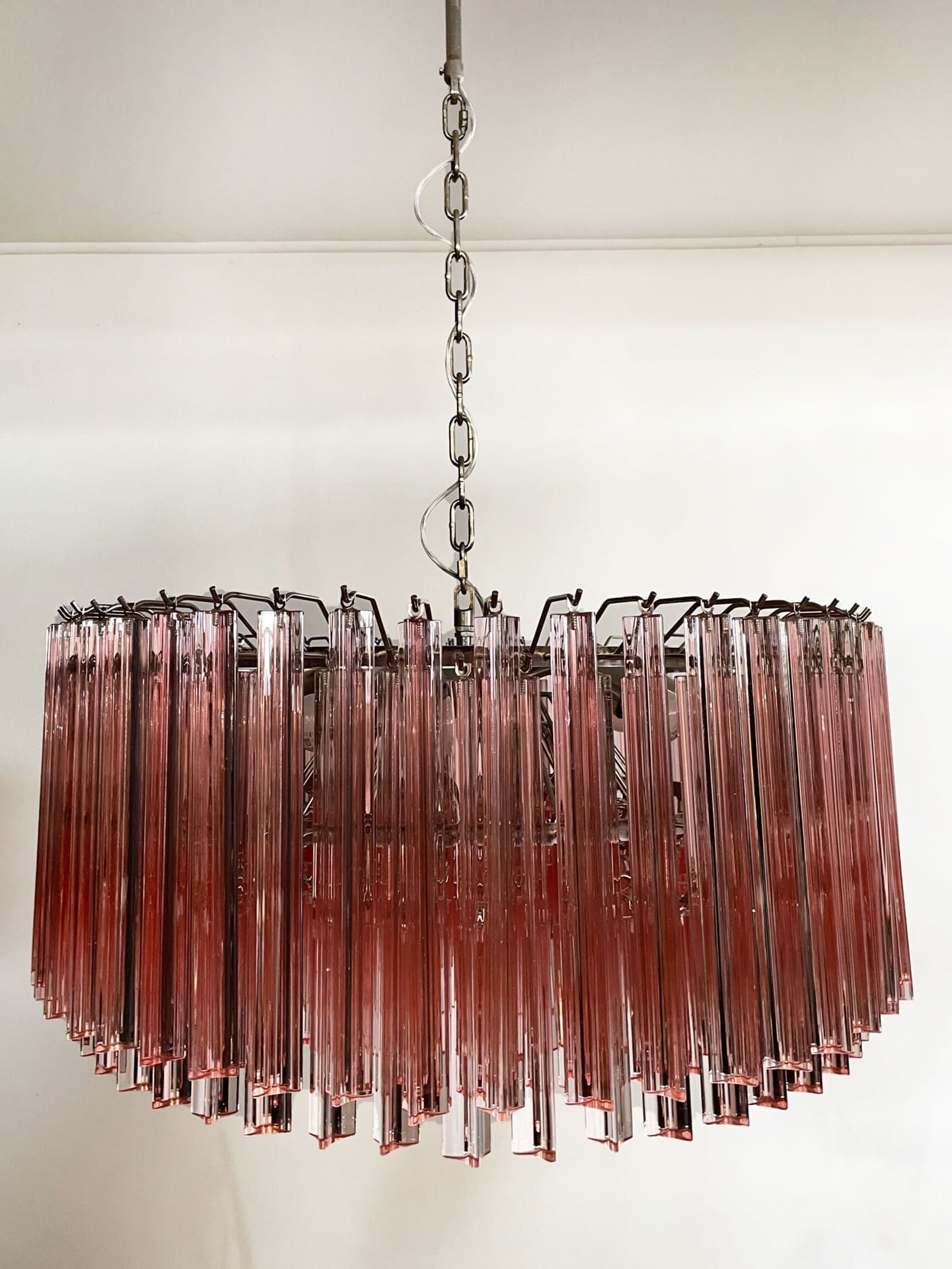 Murano Chandelier – Triedri Round – 265 prisms – Pink
