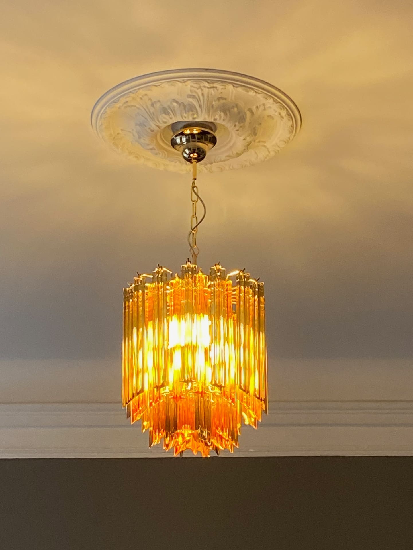 Murano Chandelier – 47 prisms – Amber/Smoked