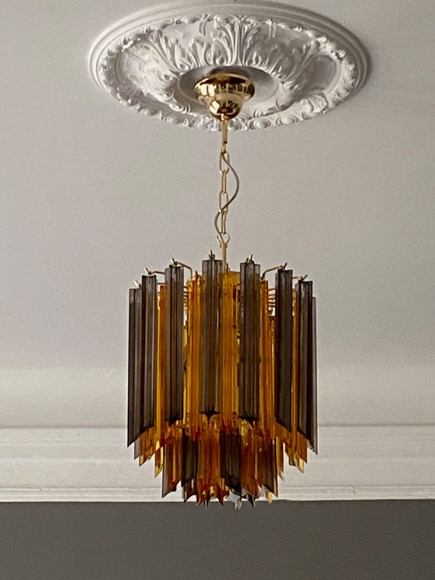 Murano Chandelier – 47 prisms – Amber/Smoked