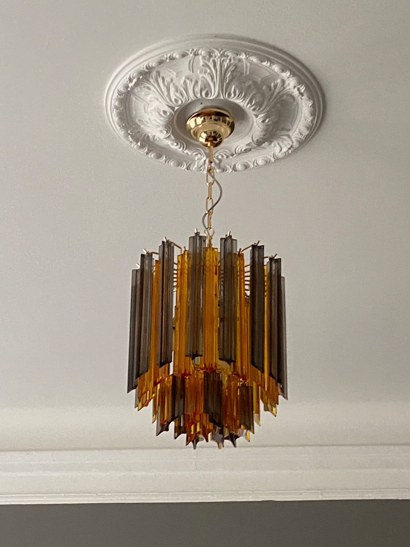 Murano Chandelier – 47 prisms – Amber/Smoked