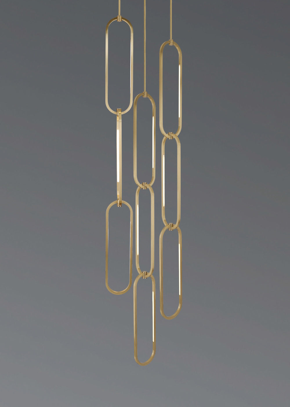 Oval chain cluster pendant