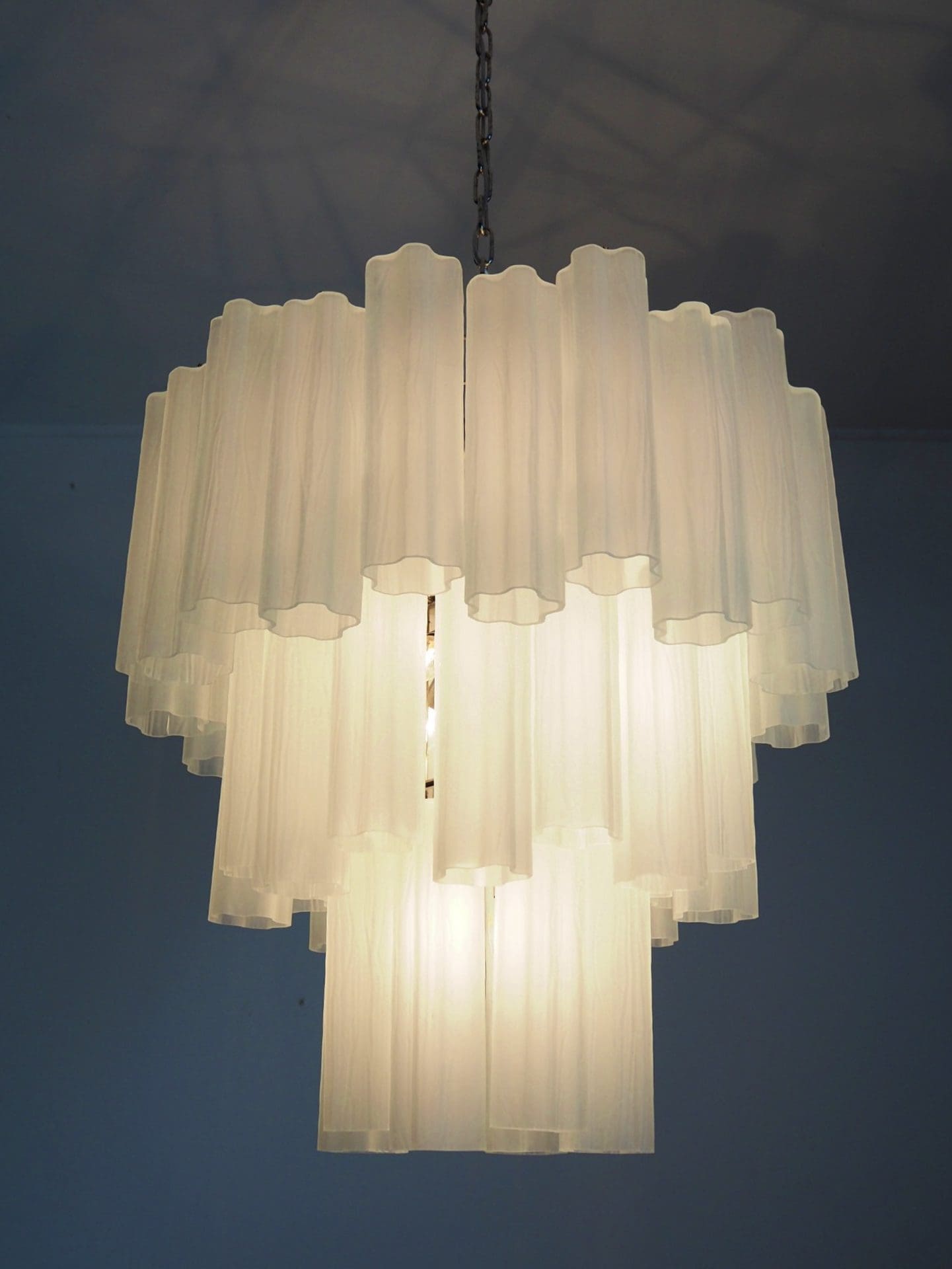 Murano Chandelier – 48 tubes – matte white