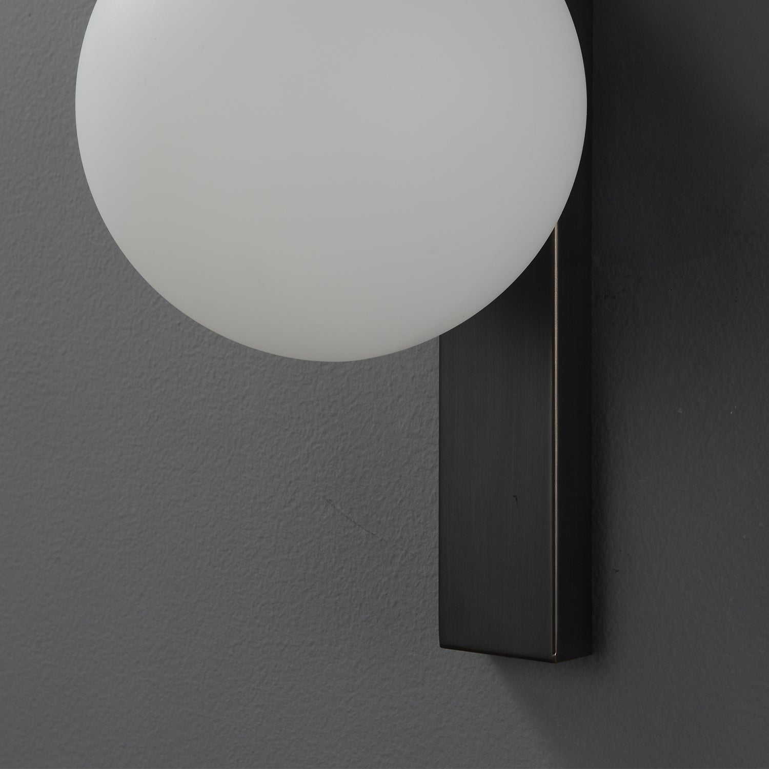 Circ Wall Lamp