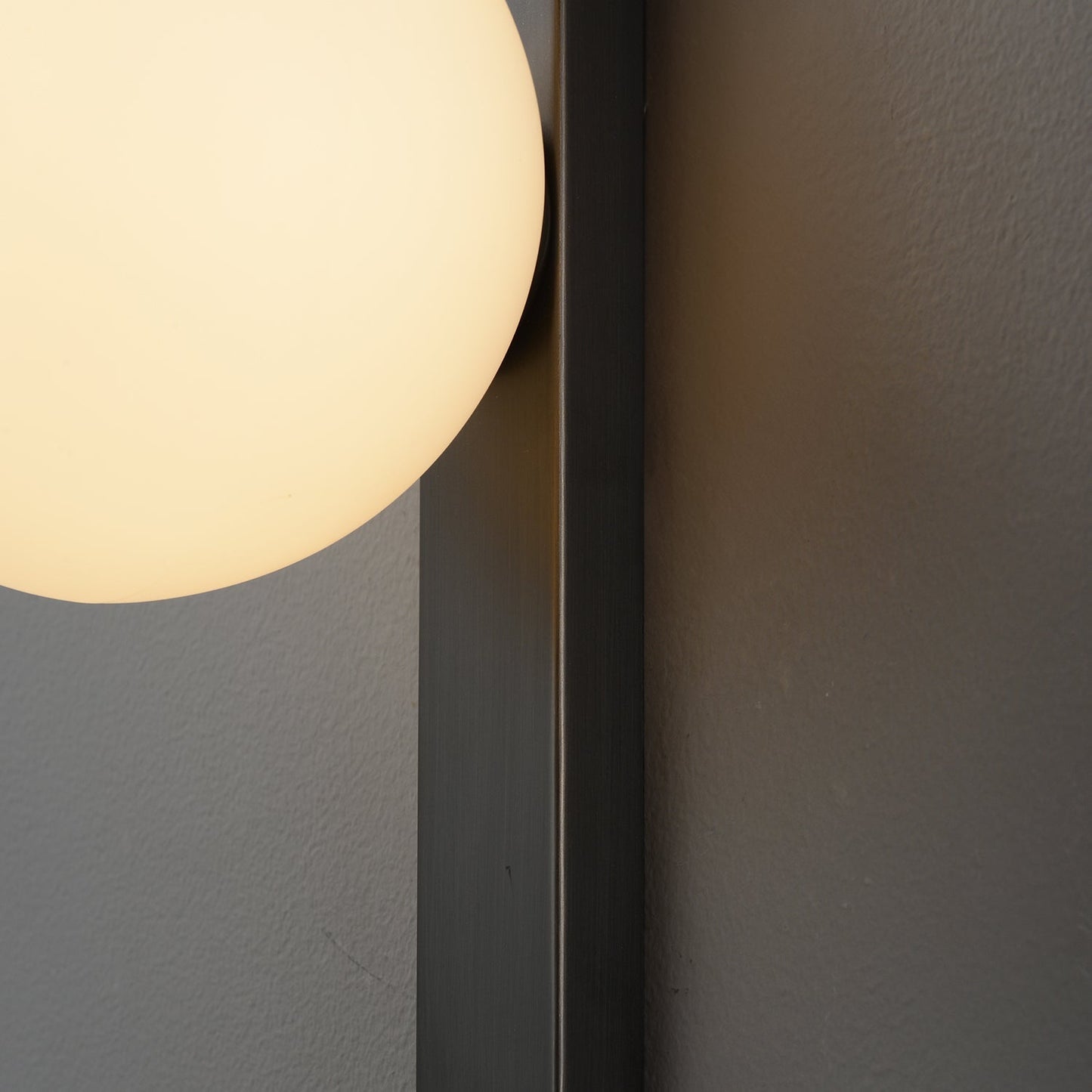 Circ Wall Lamp