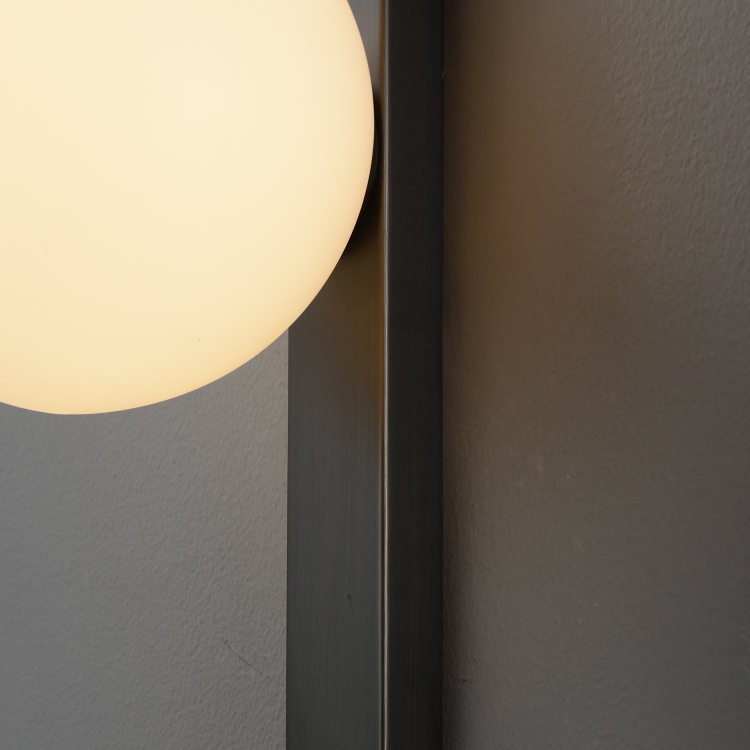 Circ Wall Lamp