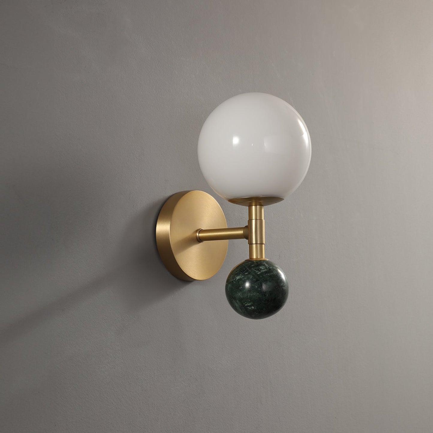 Dalt Wall Light