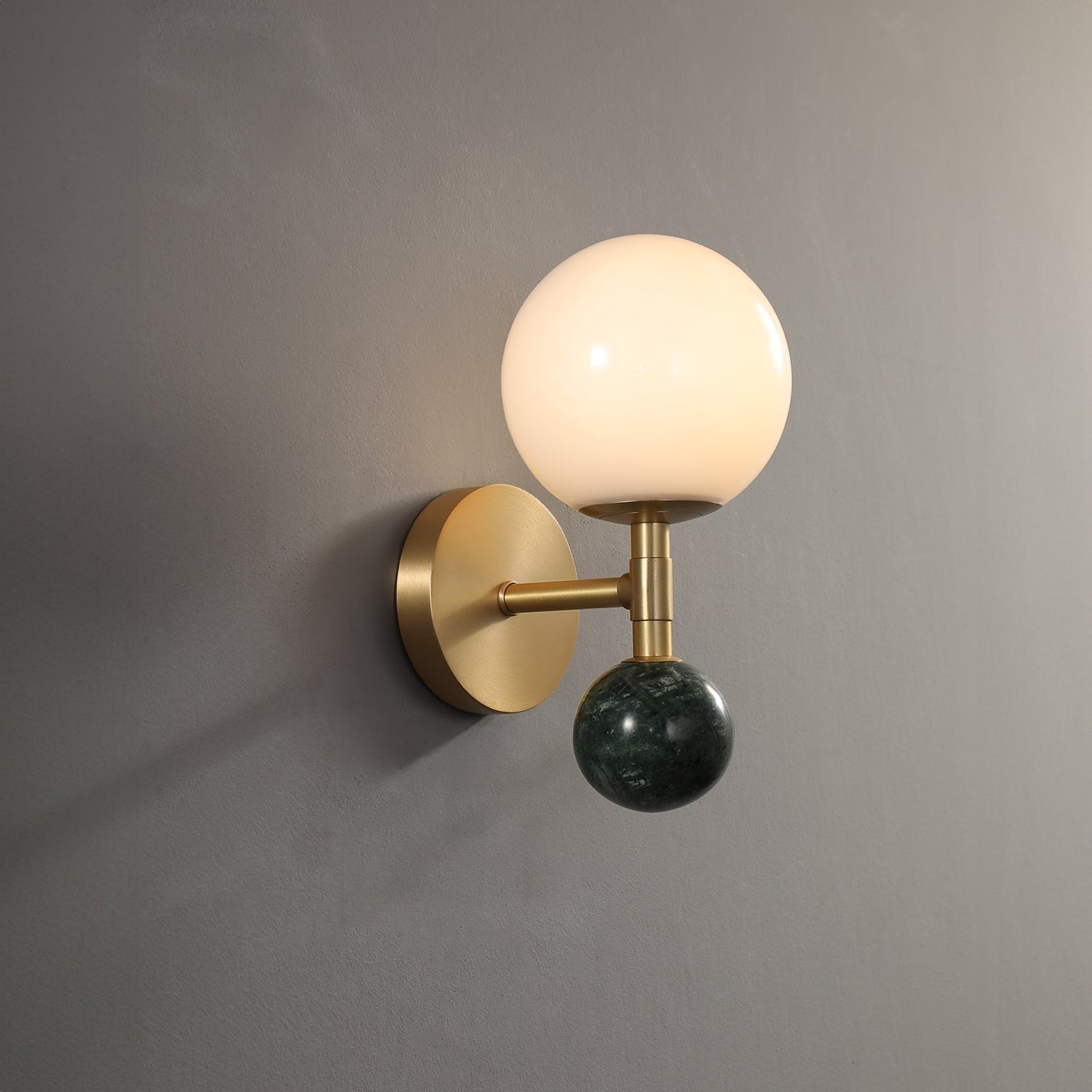 Dalt Wall Light