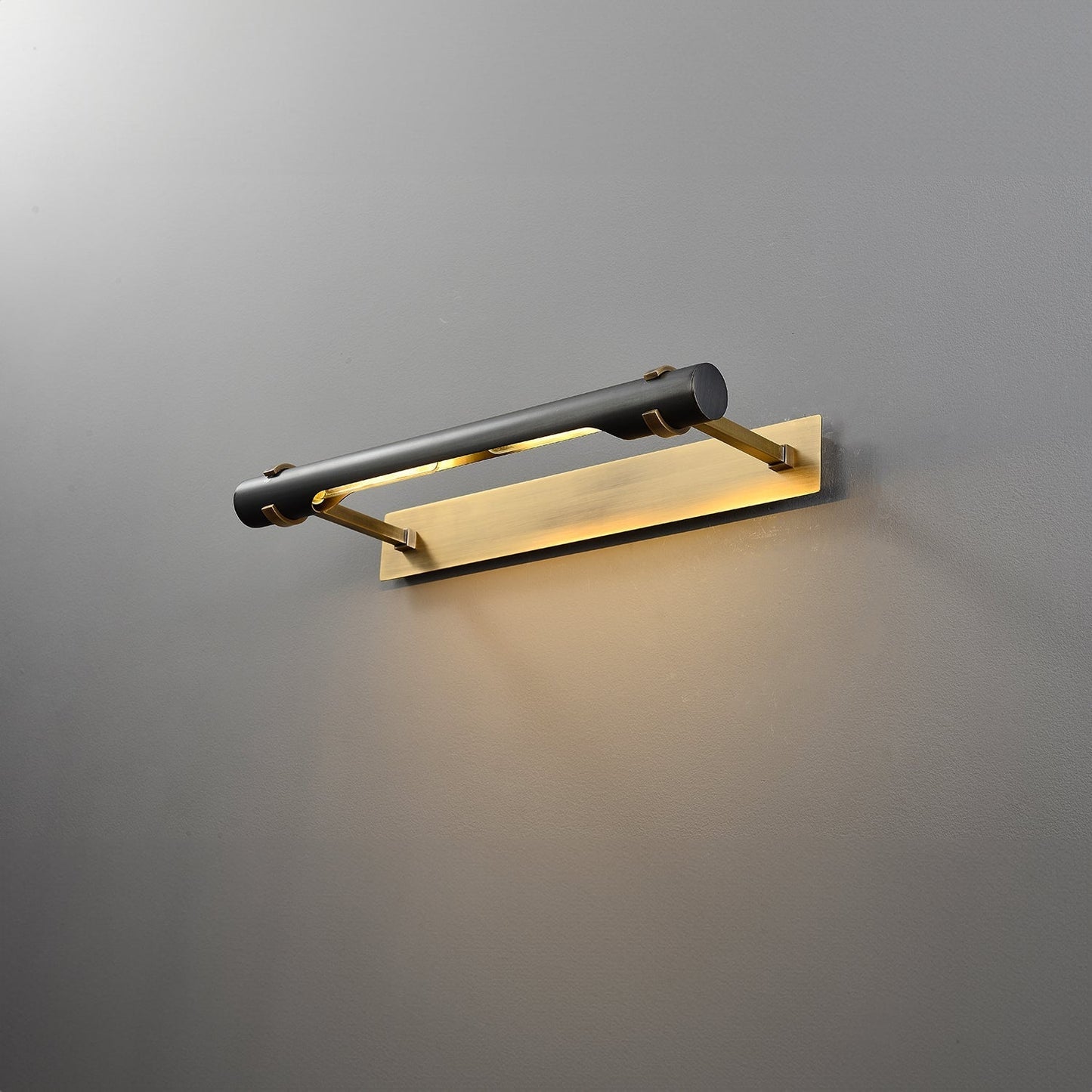 Erddig Double Arm Picture Light