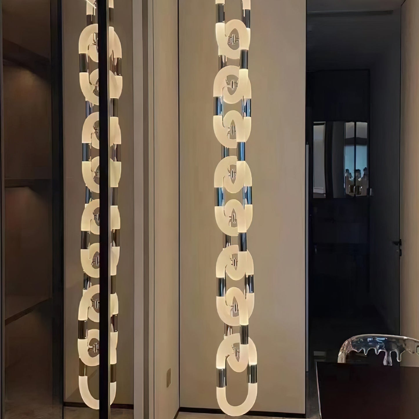 Link Vertical Pendant Light