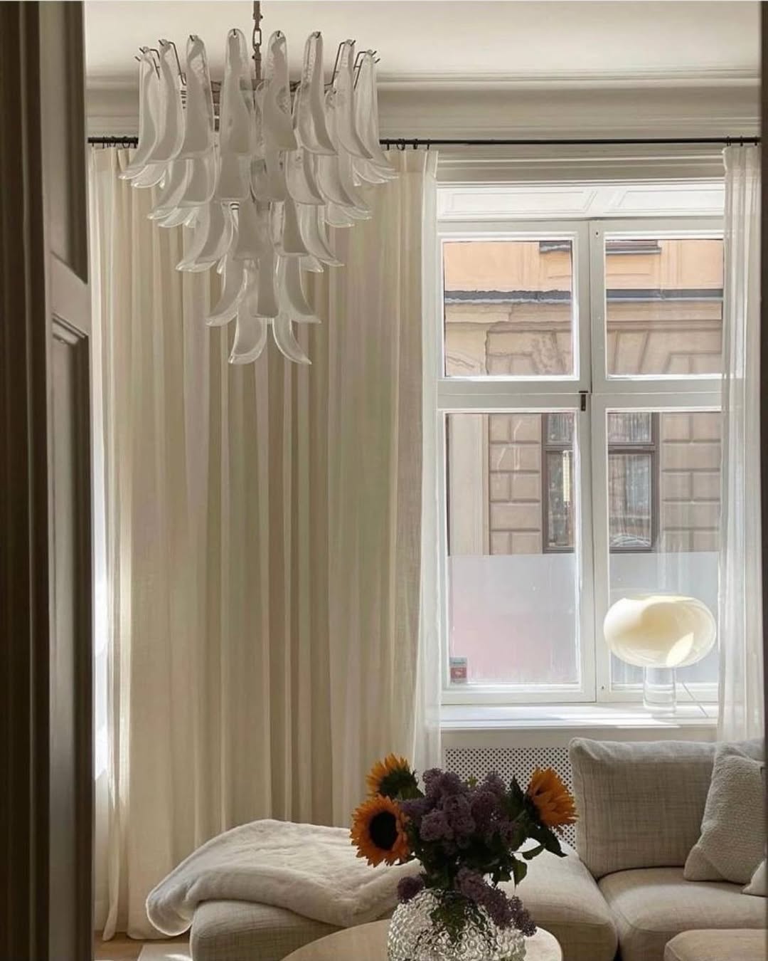 Murano Chandelier – 75 petals – Transparent