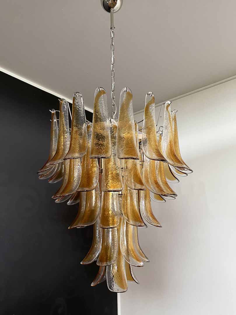 Murano Chandelier – 52 petals – Amber