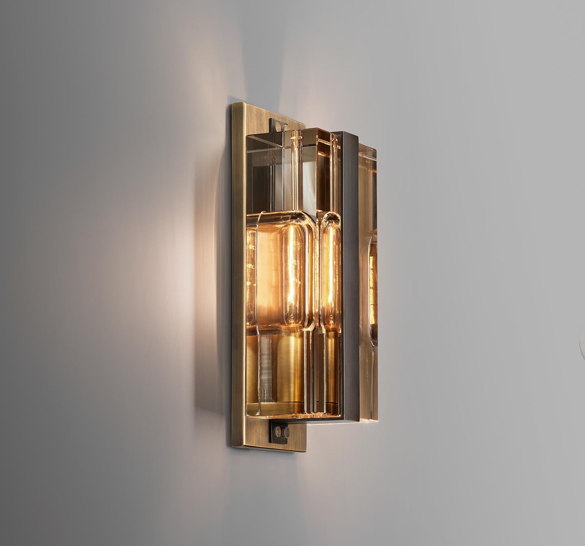 Glaçon Short Sconce