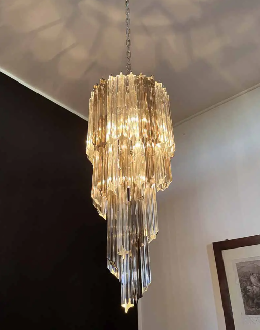 Murano Chandelier – Spiral – 54 prisms – Smokey/Transparent