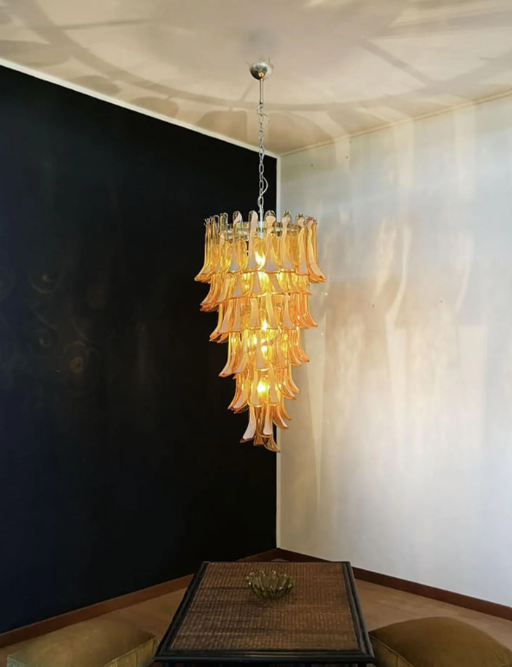 Murano Chandelier – 83 petals – Caramel