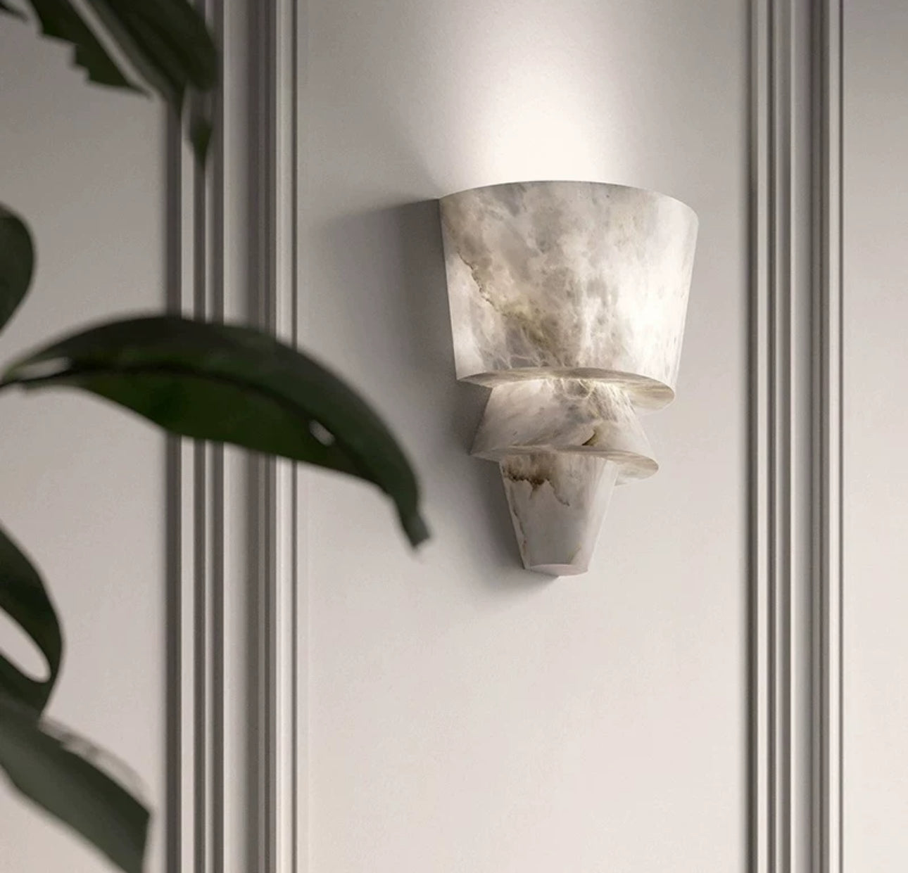 Alabaster Wall Lamp