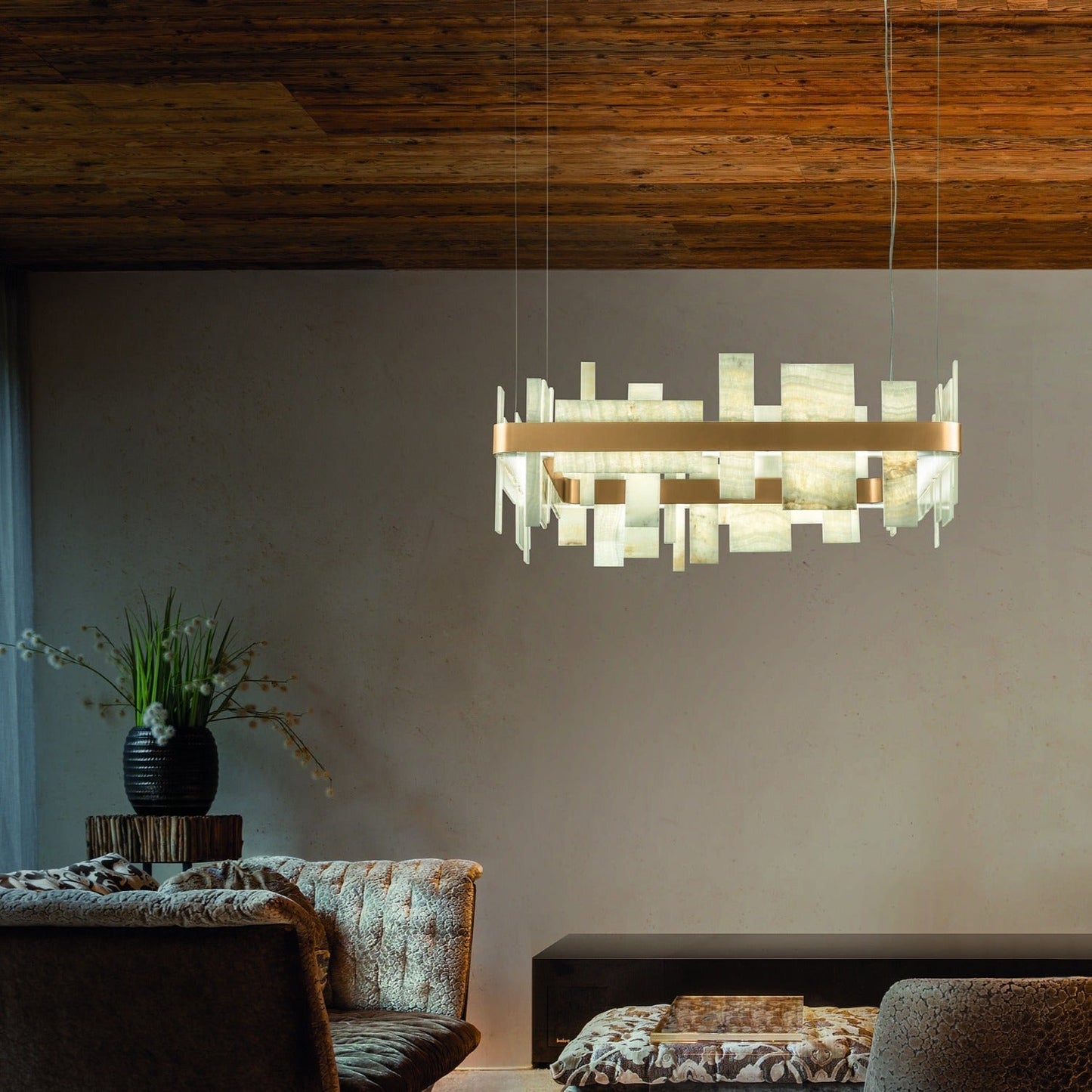 Honicé Onyx Ring Modern Chandelier [2 Sizes]