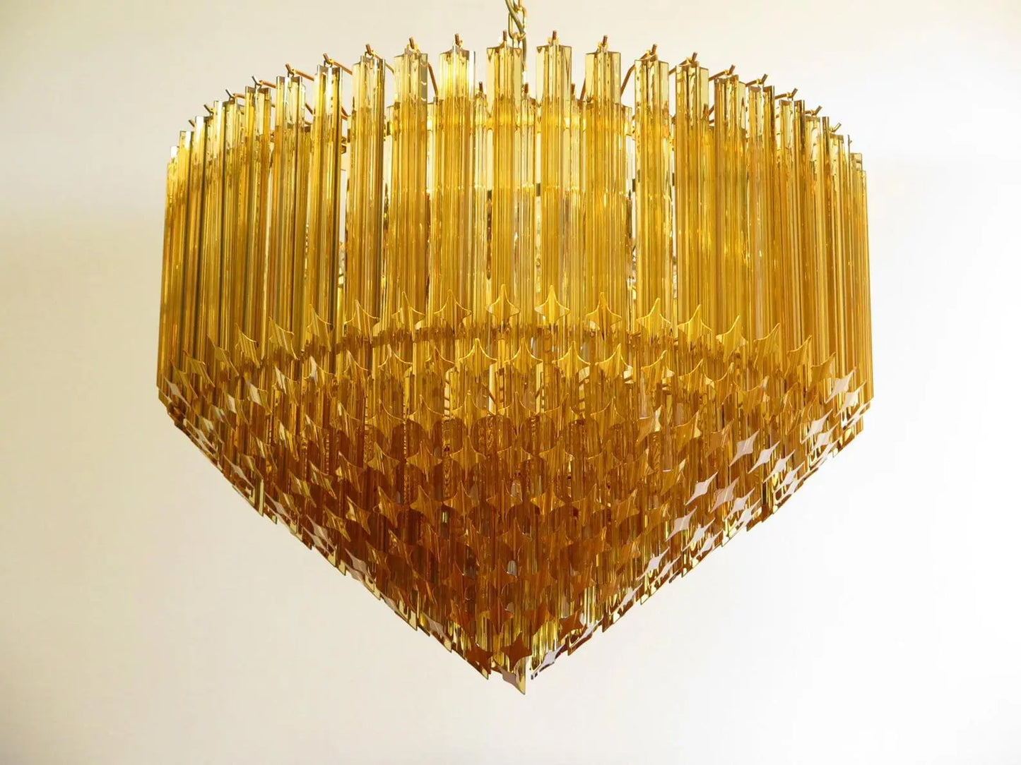 Murano Chandelier – 265 prisms – Amber